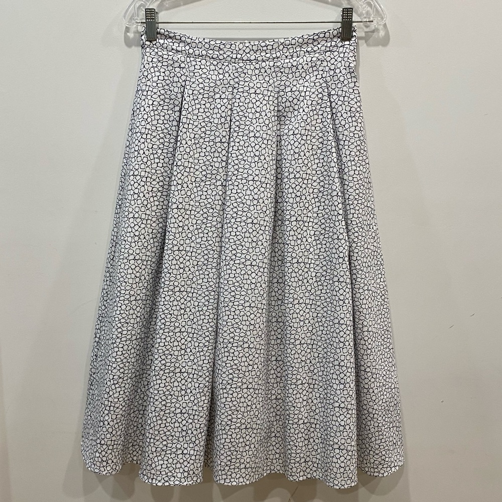 JOA Los Angeles Blue & White Pattern Skirt Size M